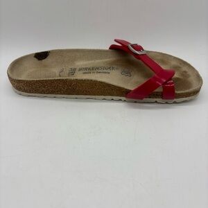 Birkenstock Piazza Red Gloss Toe Loop Sandal Sz 38 Women’s 7 Narrow